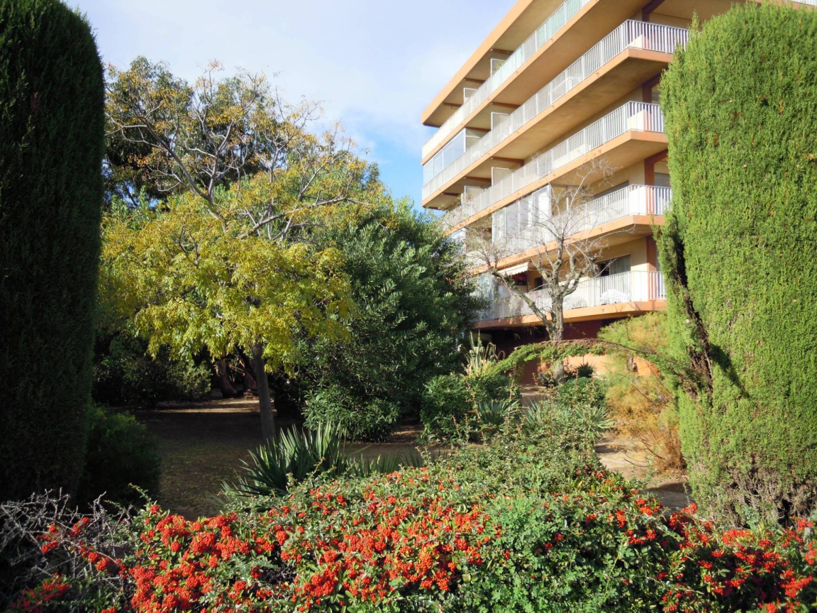 Отель на курорте Порт Де Фрежюс, Франция