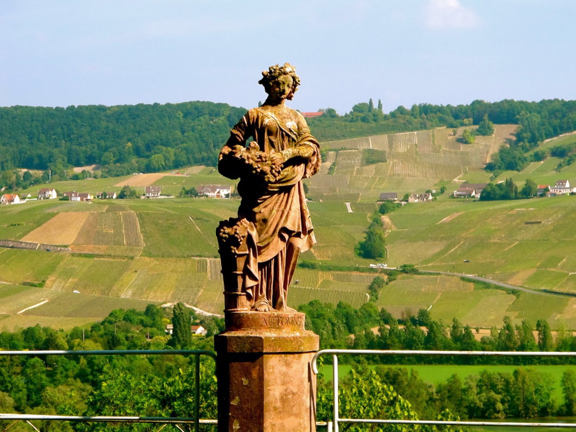 Памятник в провинции Шампань, Франция