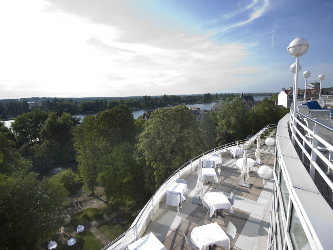 Ресторан в городе Виши, Франция