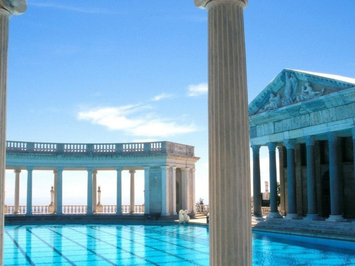 Бассейн в Афинах
