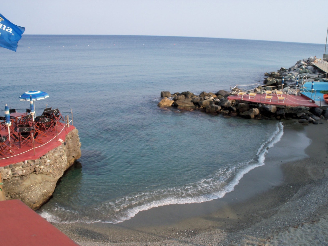 Бухта на курорте Челле Лигуре, Италия