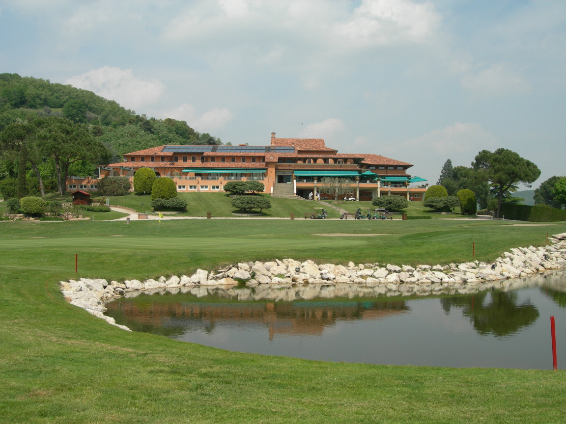Гольф клуб в Падуе, Италия