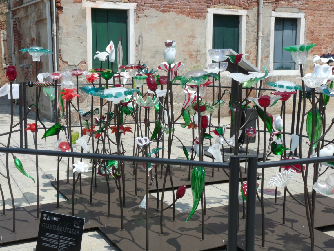 Шедевры стельных мастеров на острове Мурано, Италия