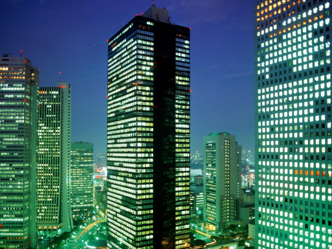 Административные здания в Токио