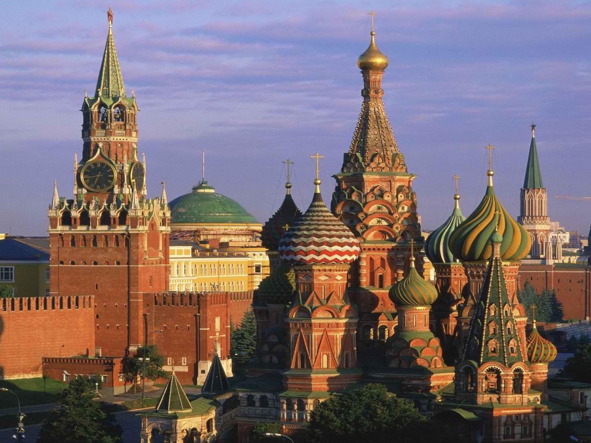 Знойный день над Кремлем