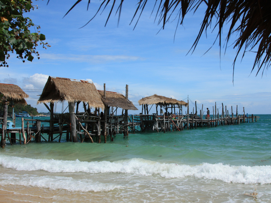 Причал для лодок на острове Самет, Таиланд