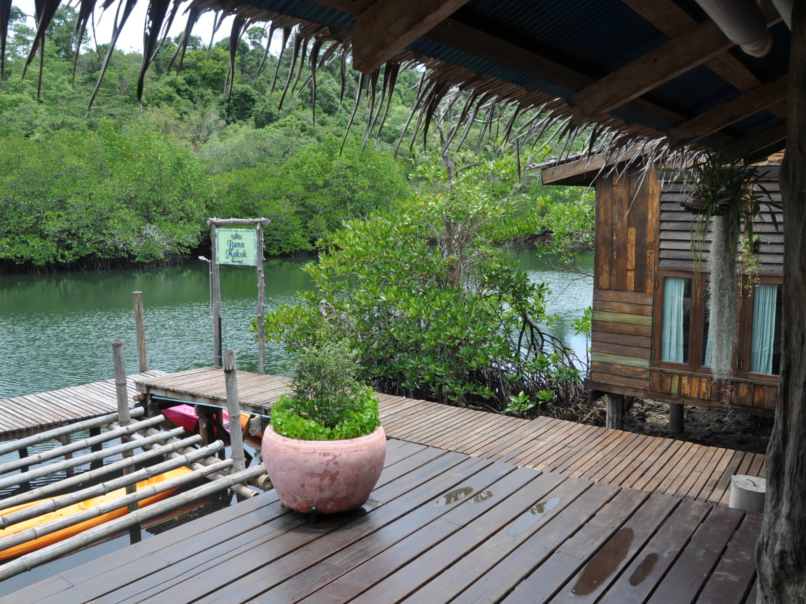 Причал для лодок на острове Ко Куд, Таиланд