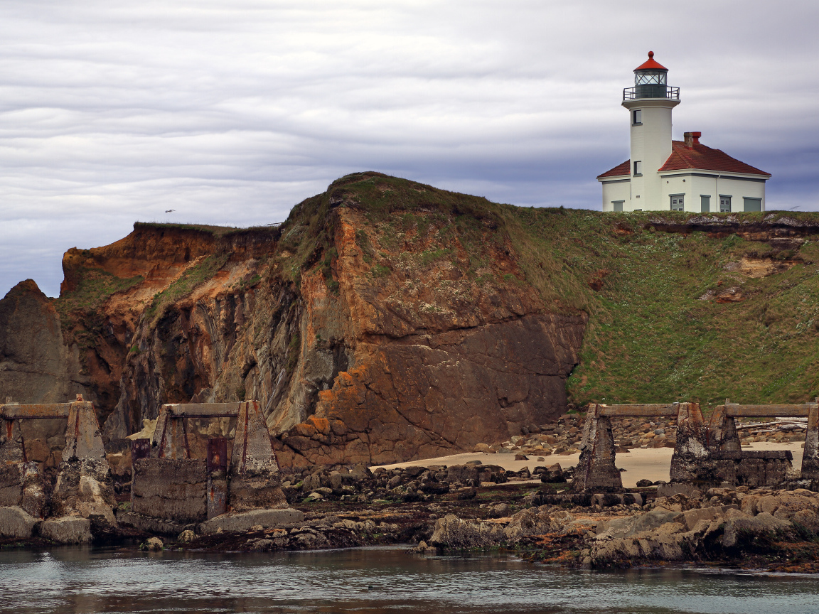 Маяк на побережье Орегона, США