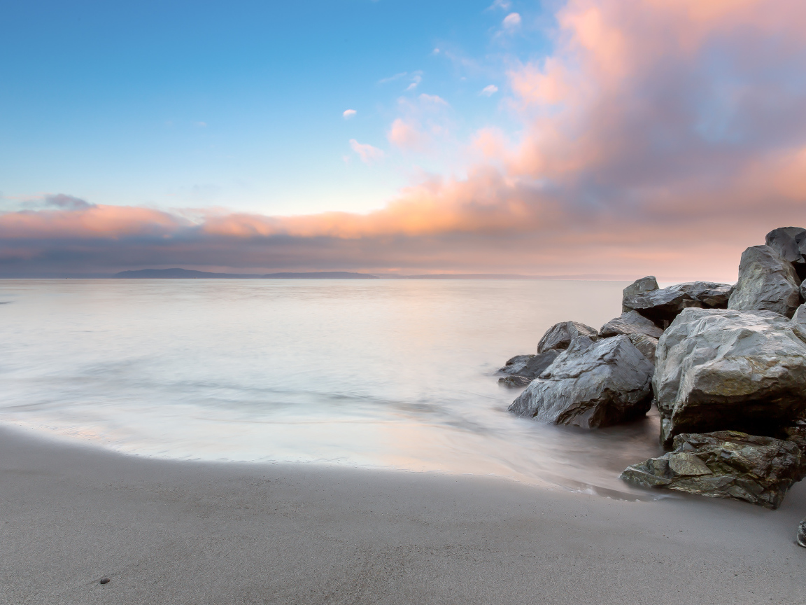 Восход Солнца на Алки Бич в Западном Сиэтле, США
