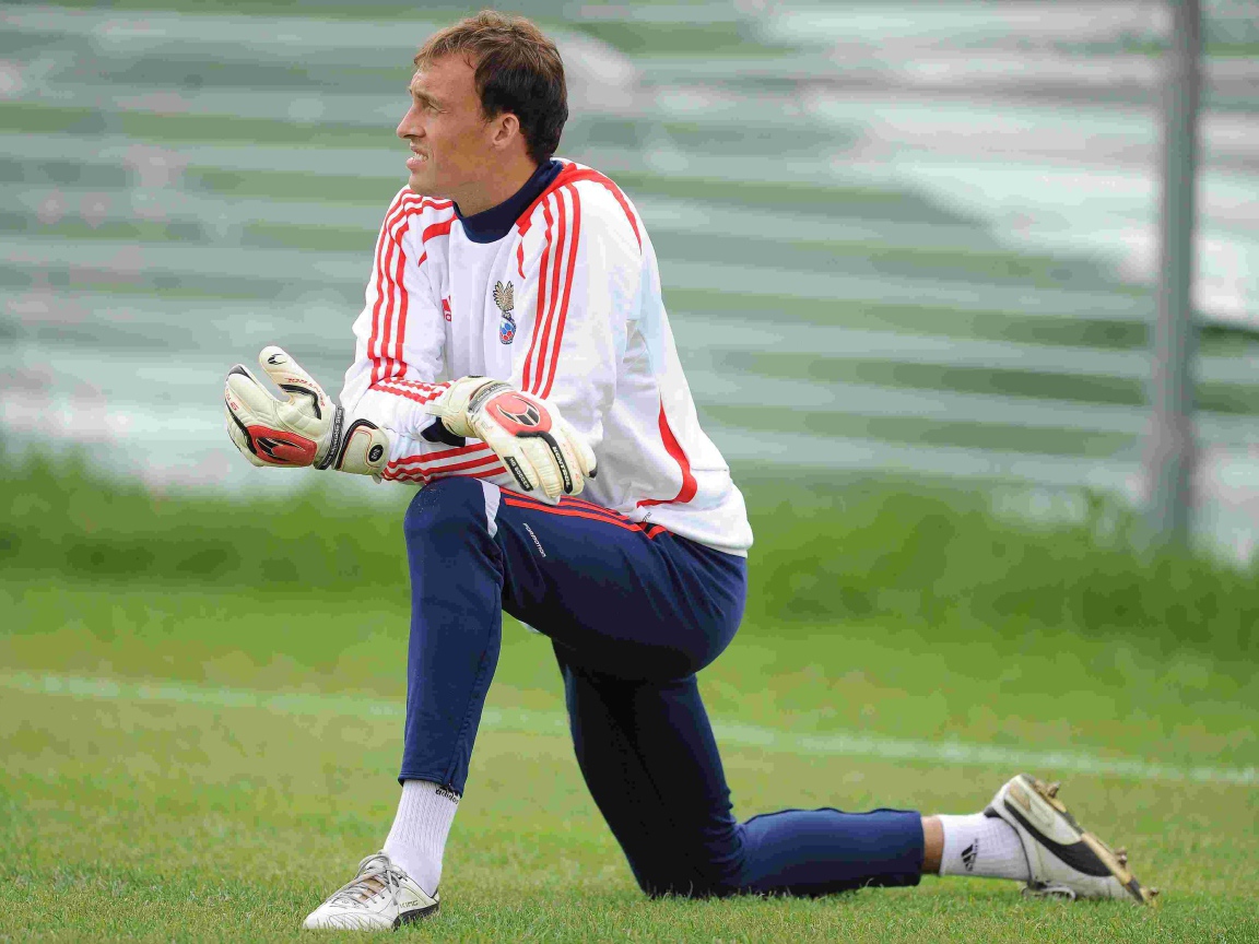 Александр Фильцов вратарь Краснодара на тренировке