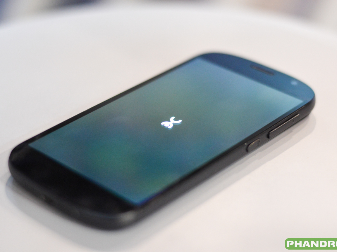 Большой экран YotaPhone 2