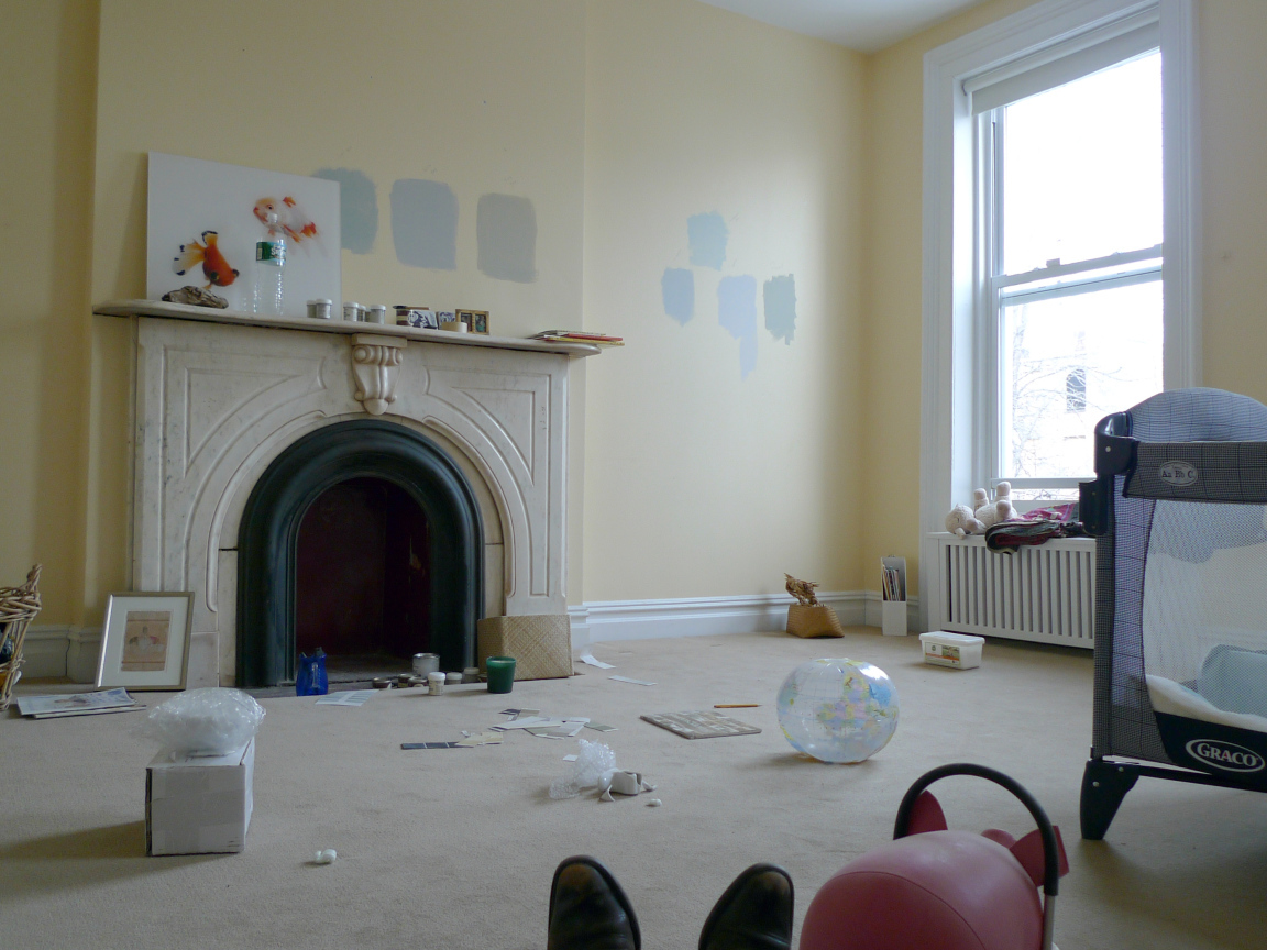 Камин в детской комнате