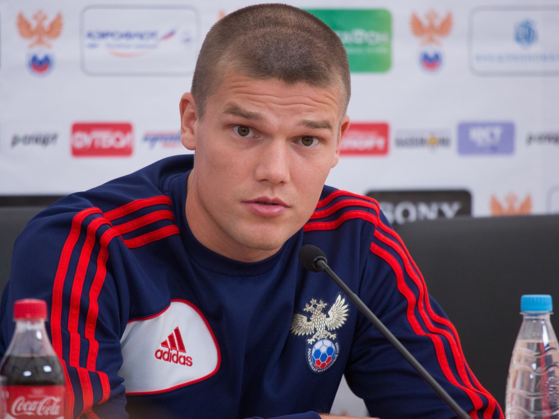 Игорь Денисов капитан сборной России