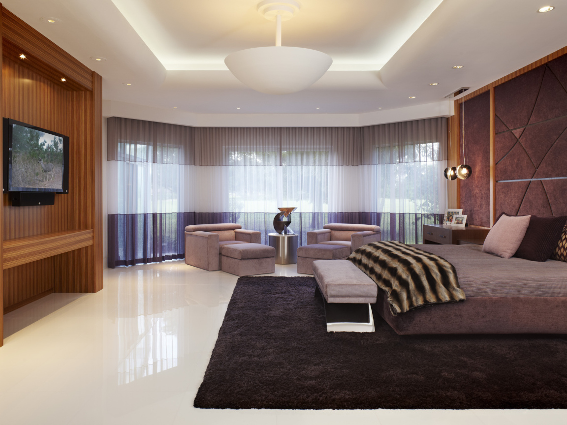 Большая просторная спальня