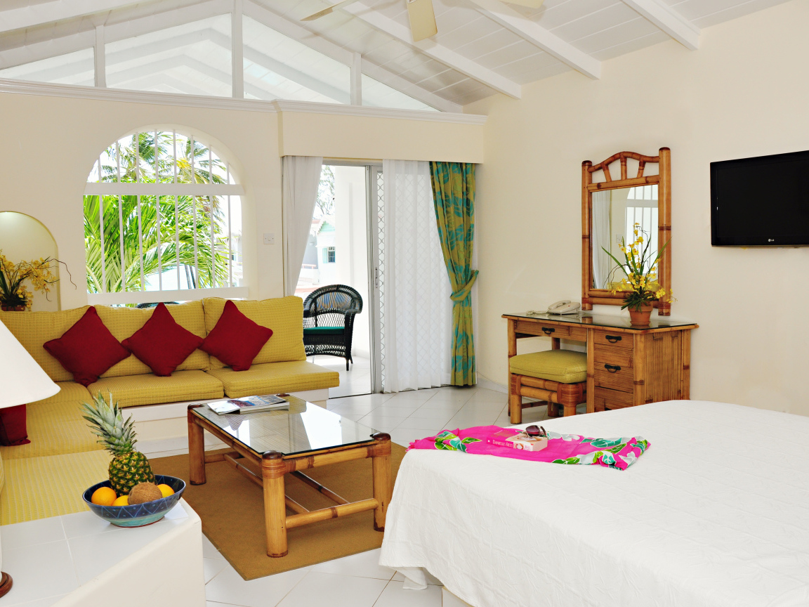 Гостиная под крышей