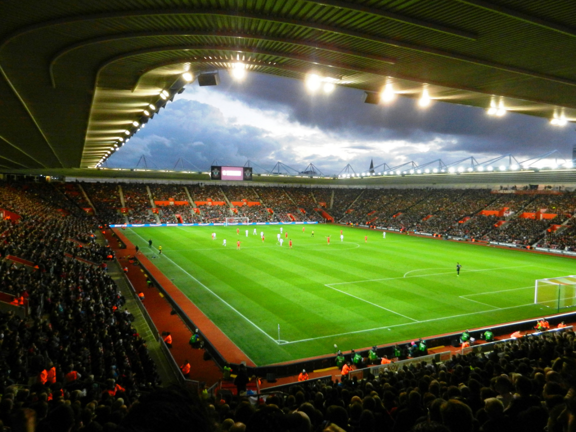 Популярный Футбольный клуб Англии Суонси Сити