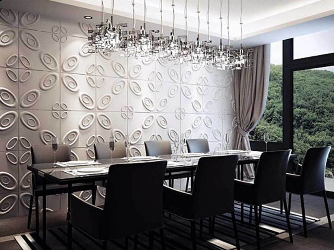 Лепные стены в столовой