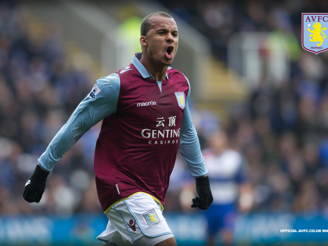 Популярный футбольный клуб Астон Вилла