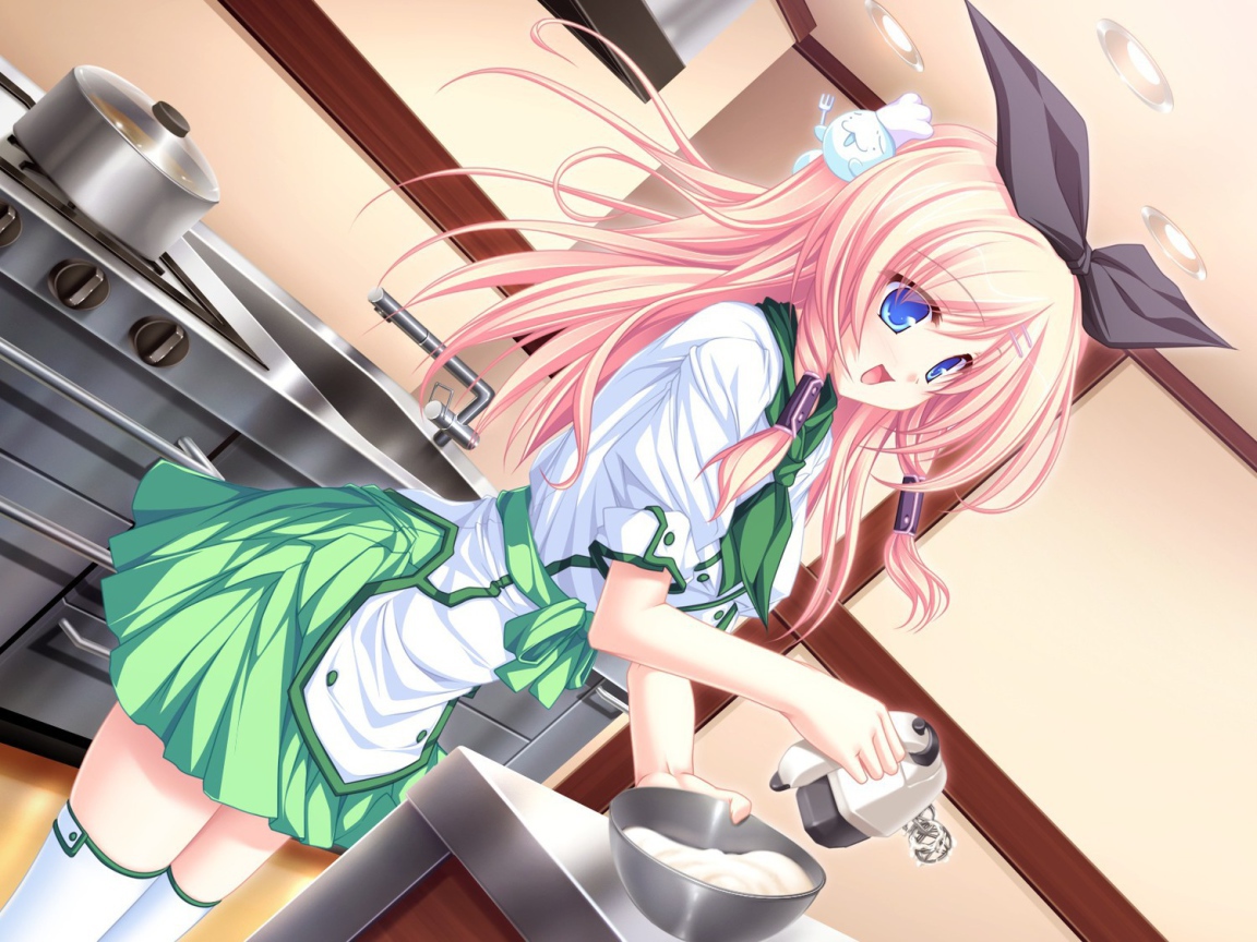 Девушка аниме с миксером на кухне