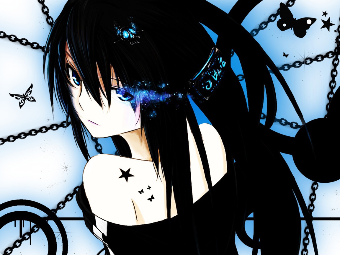 Черноволосая аниме девушка в цепях