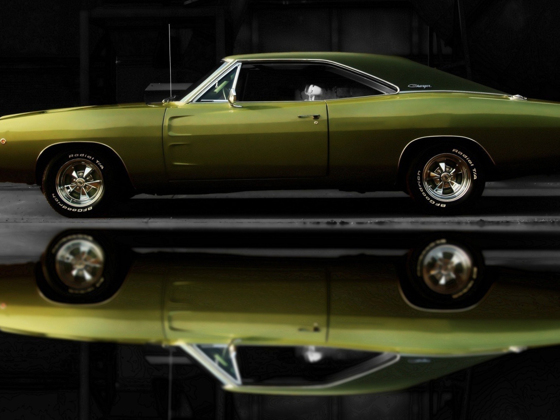 Классический автомобиль Dodge Charger