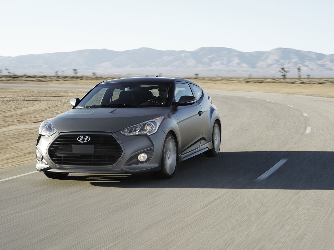 Серый Hyundai Veloster