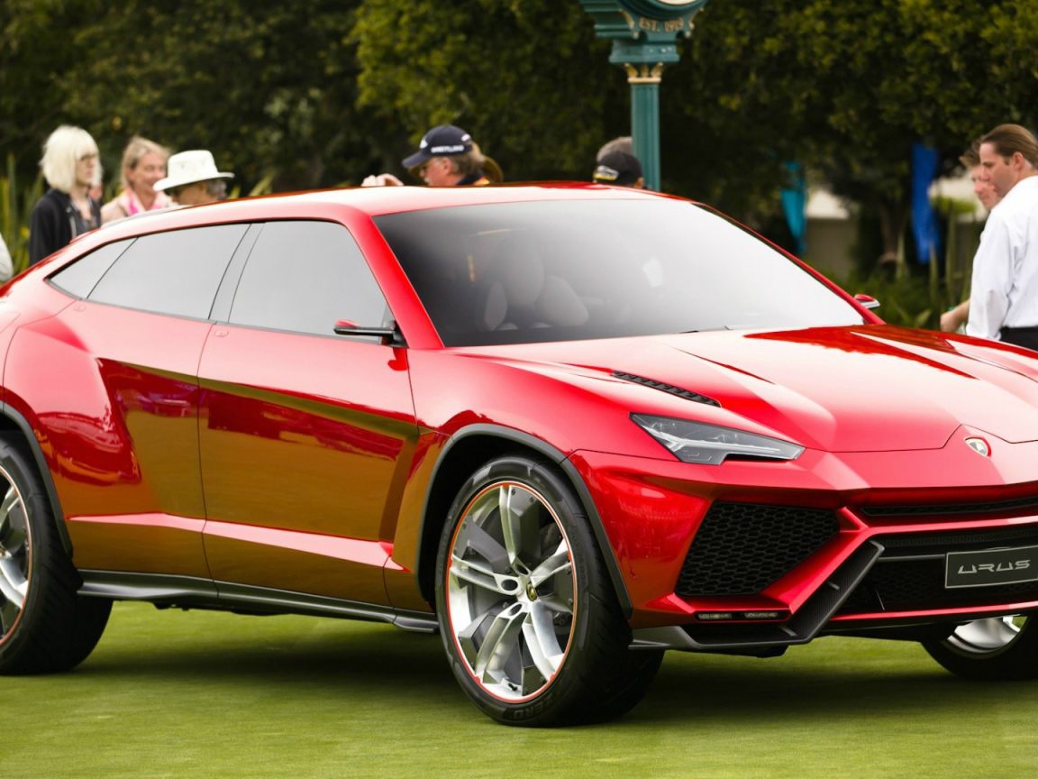 Красный Lamborghini Urus