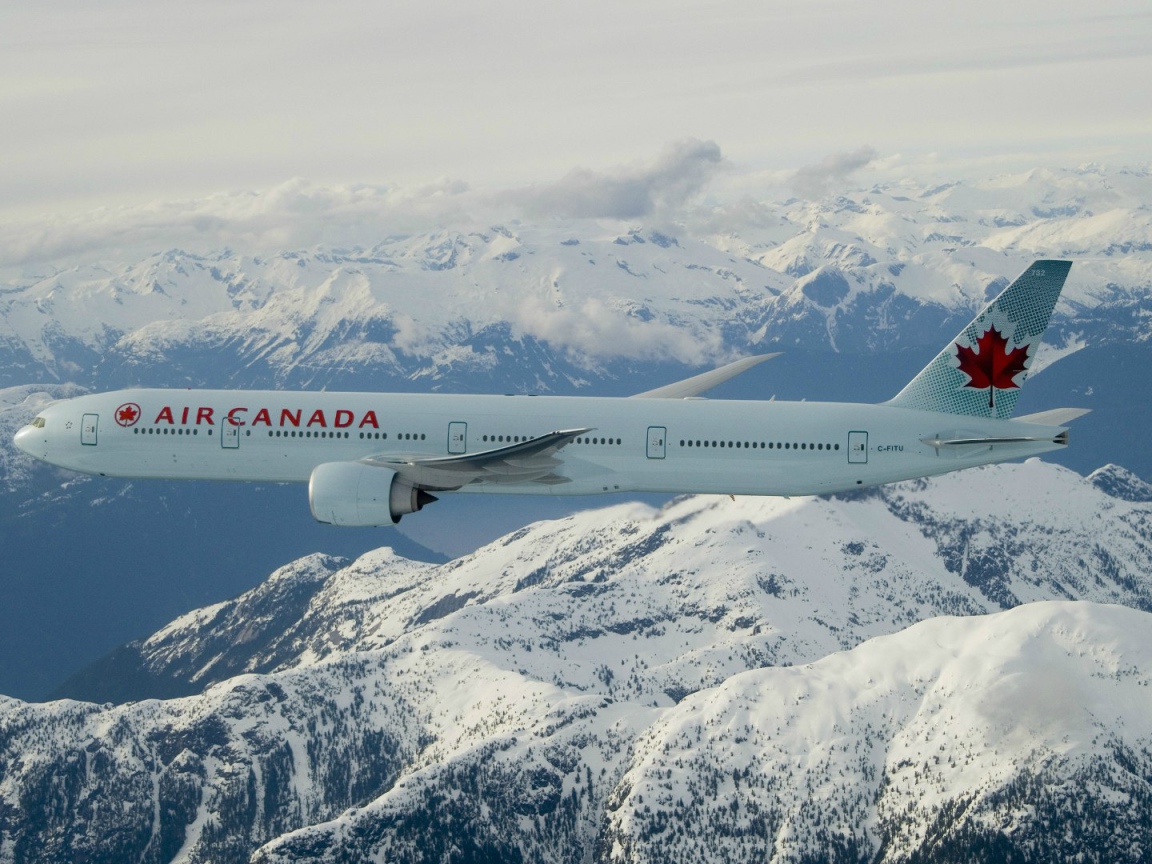 Самолет Канадских авиалиний