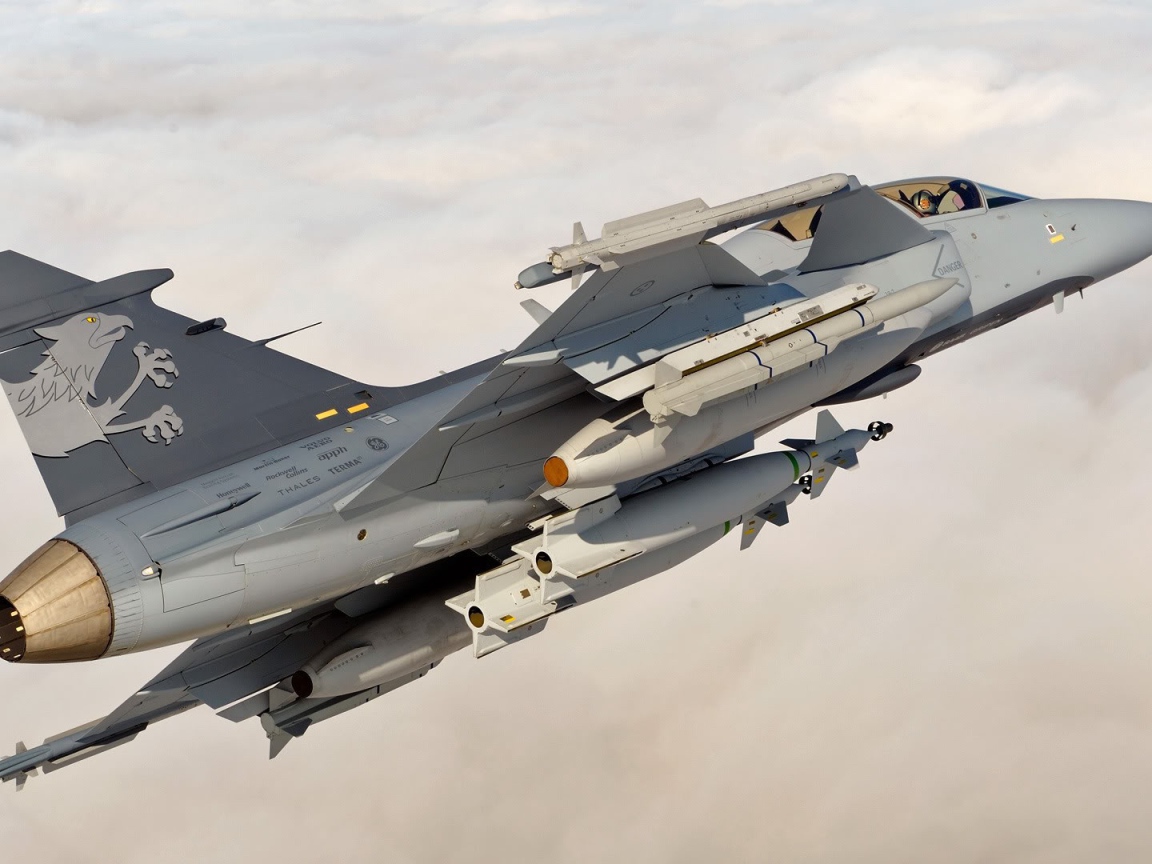 Самолет JAS-39 Gripen, Швеция