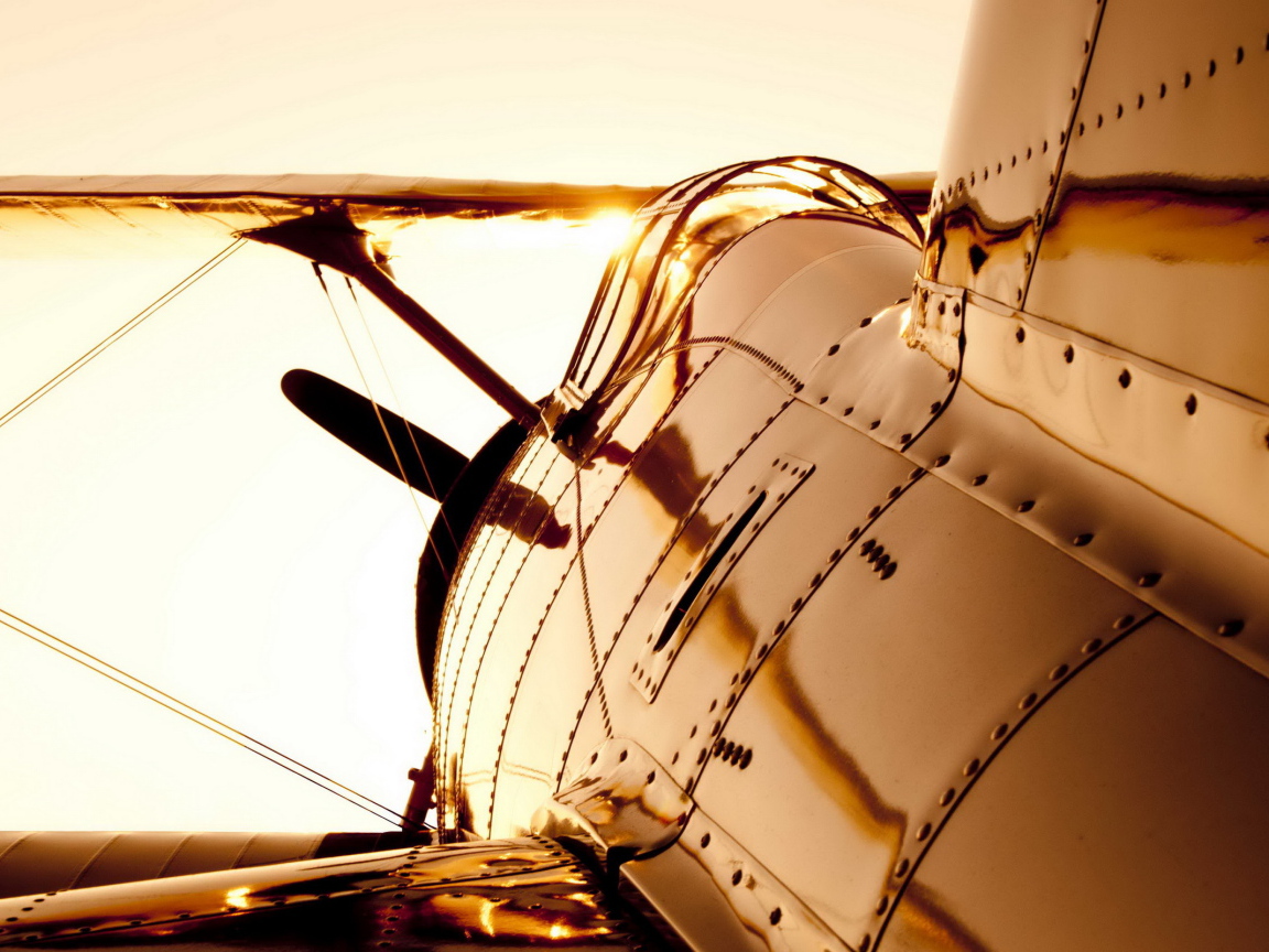 Самолет от хвоста до винта