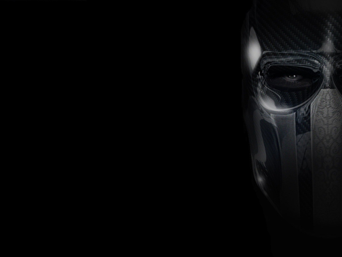 Черная маска, черный фон