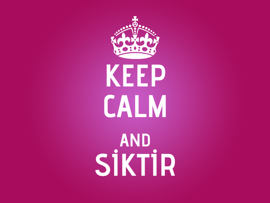 Сохраняйте спокойствие и идите прочь, сиреневый фон