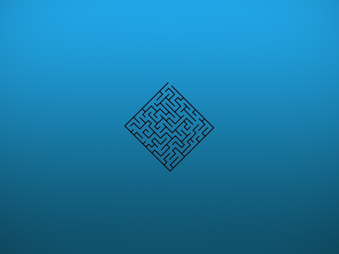 Лабиринт на голубом фоне