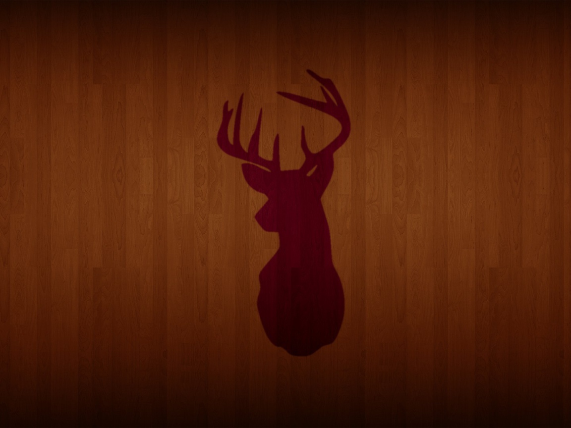 Силуэт оленя на паркете