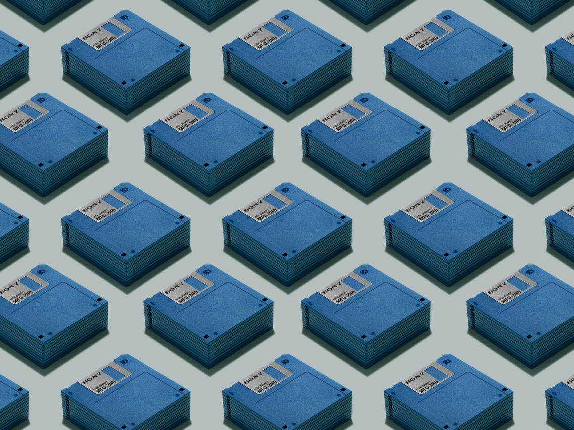 Стопки голубых дискет