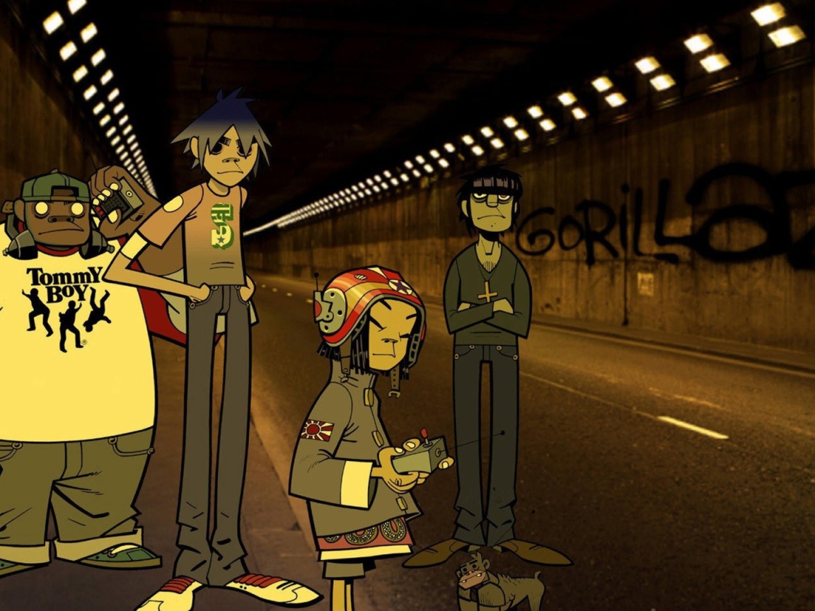 Герои мультфильма Gorillaz в тоннеле
