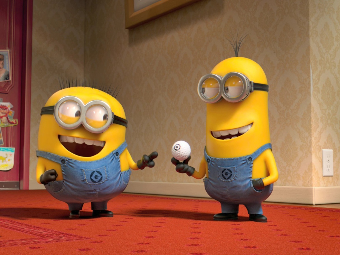 Миньоны с мячом для гольфа