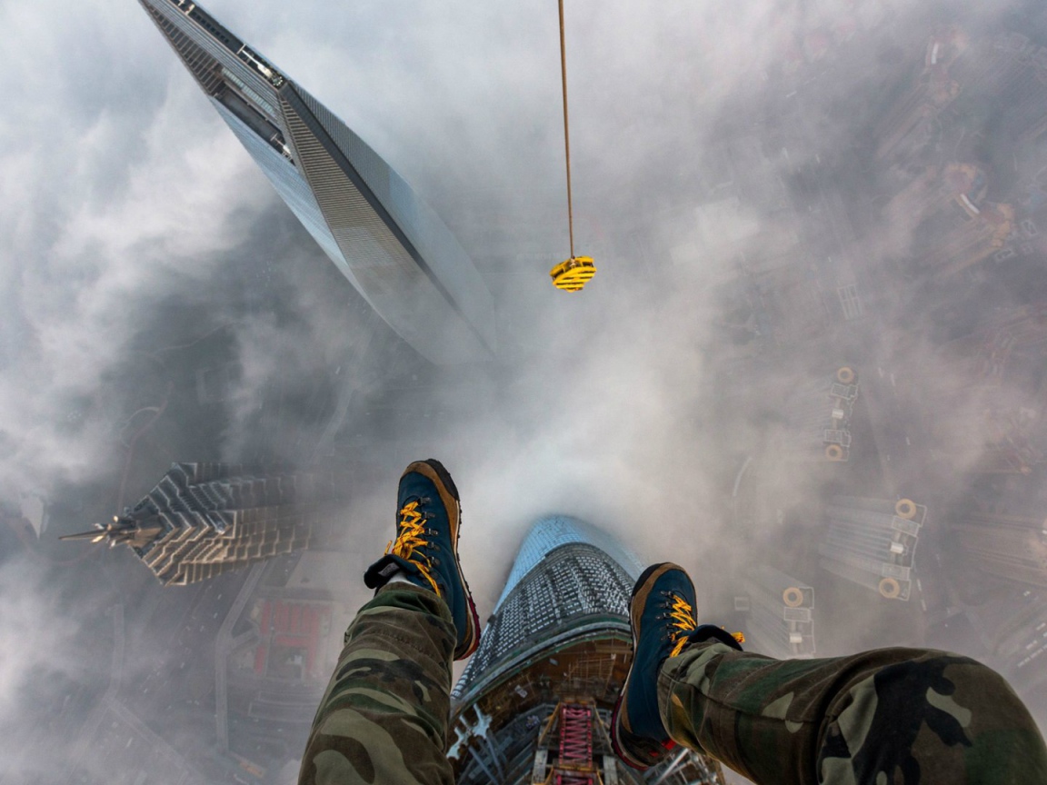 На вершине Шанхайской башни