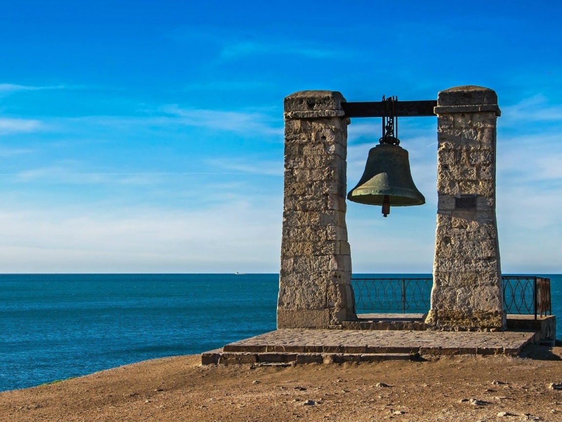 Колокол в Херсонесе, Крым
