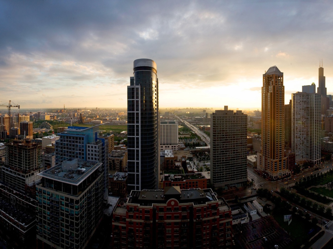 Строящийся и живой большой город