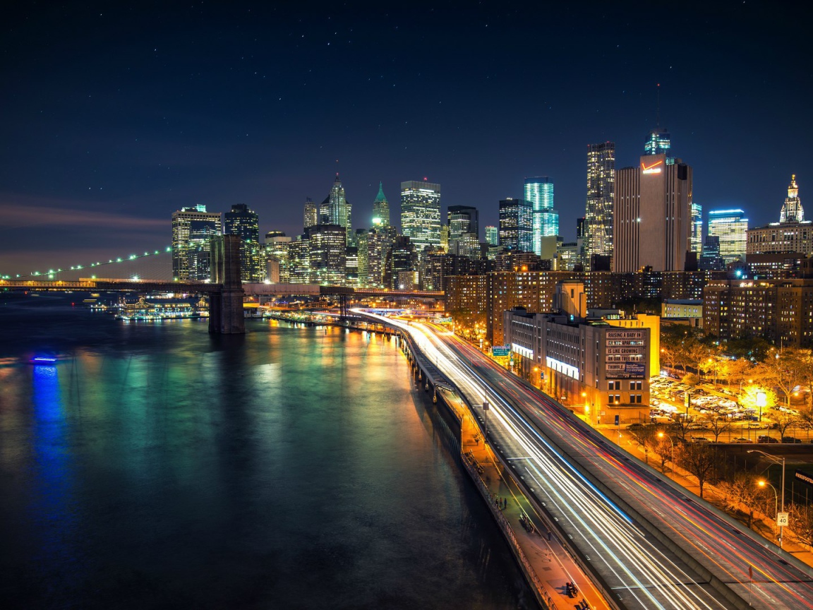 Набережная в ночном Нью-Йорке