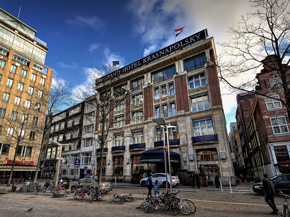 Пятизвездочный отель в Амстердаме