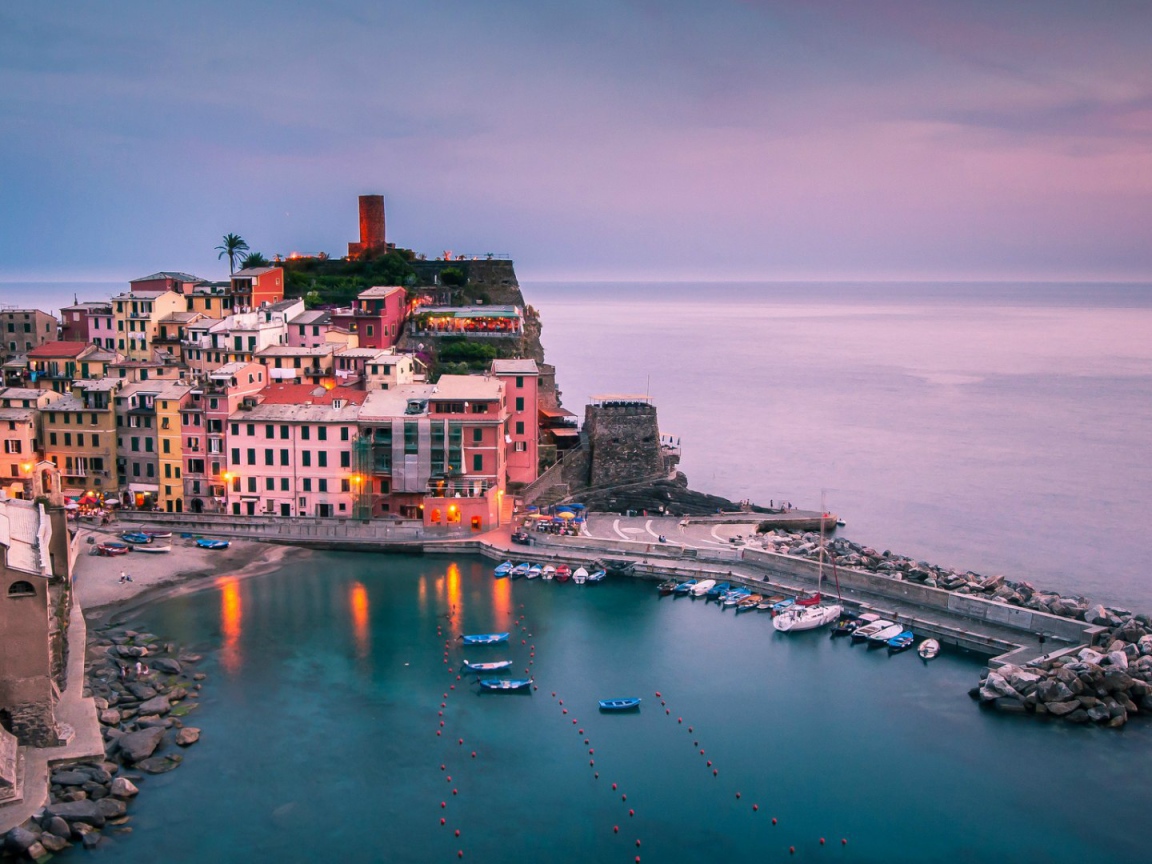 Городок Вернацца, Италия