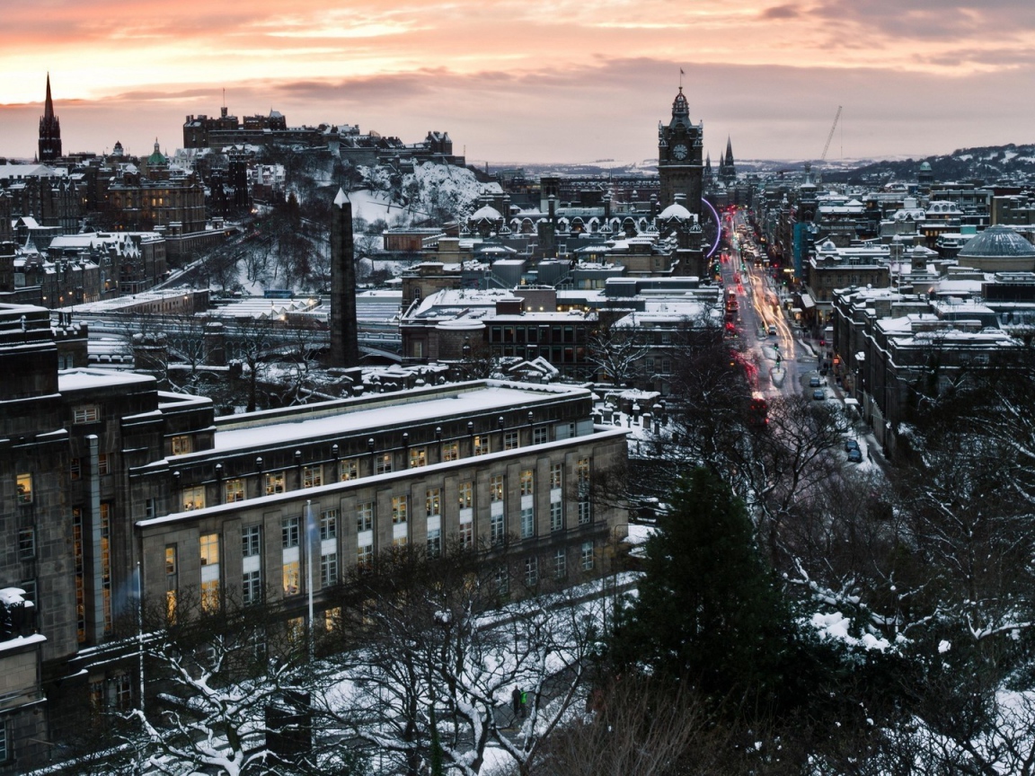 Зимний город Эдинбург