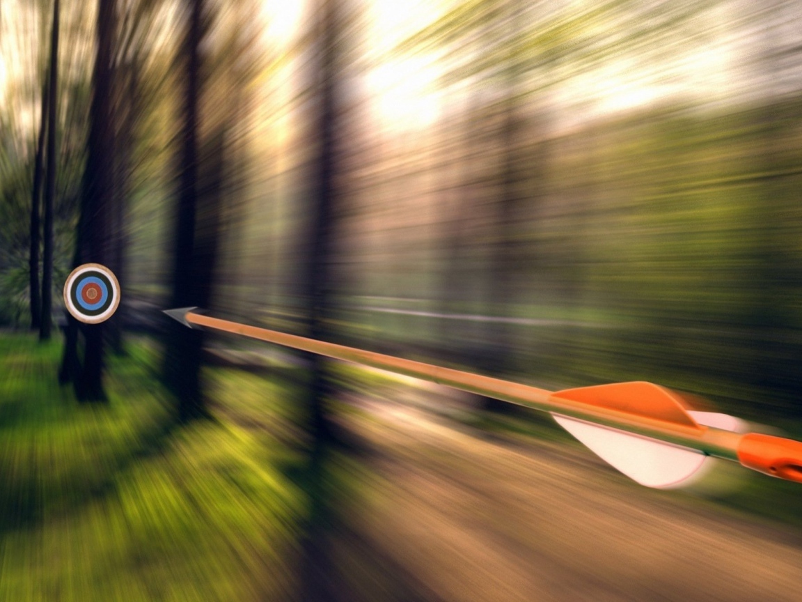 Стрела быстро приближается к цели