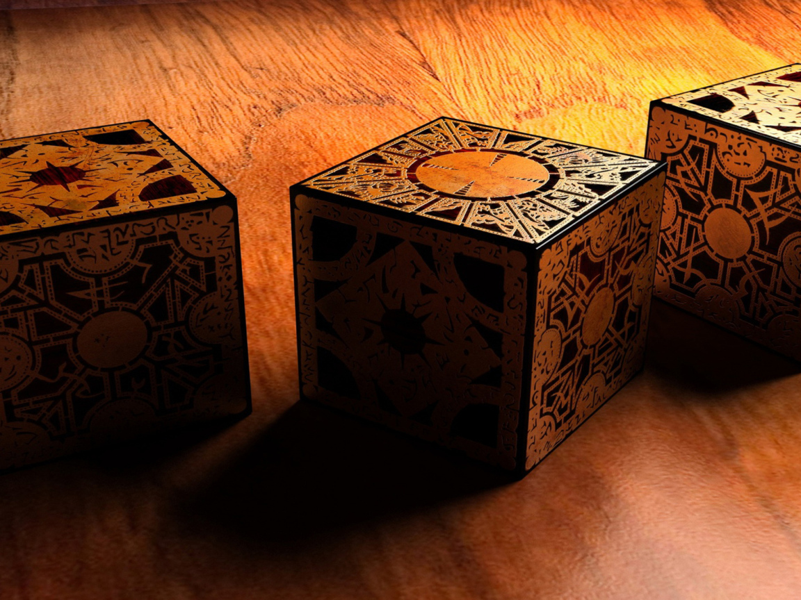 Резные кубы из дерева