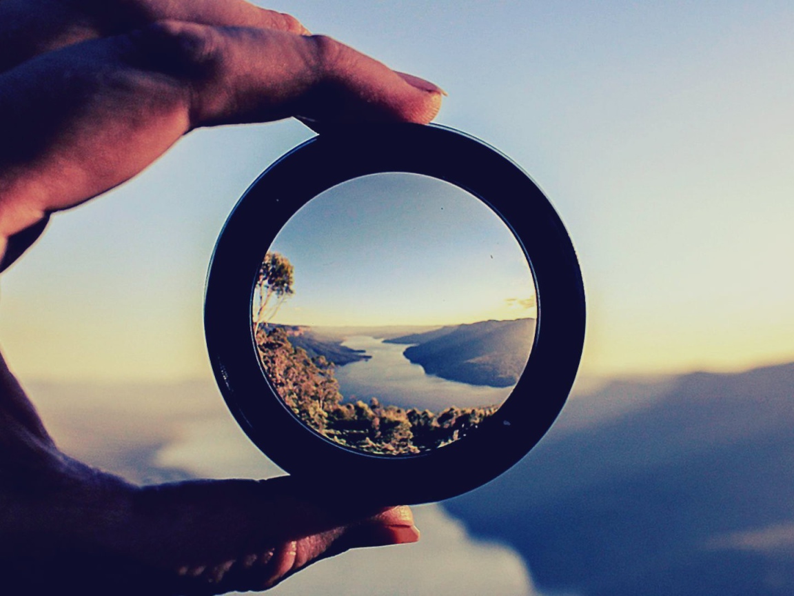 Фьорд в линзе фотоаппарата