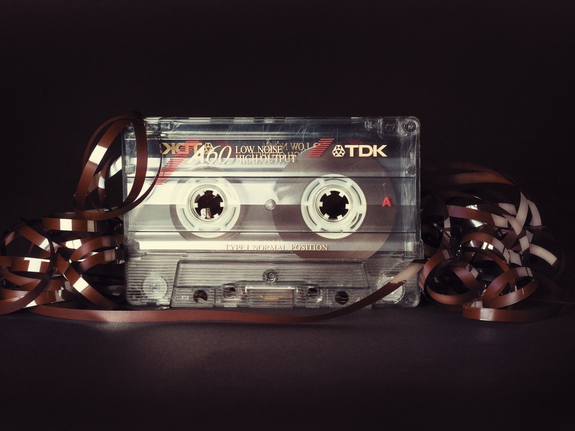 Пленка вытащена из кассеты