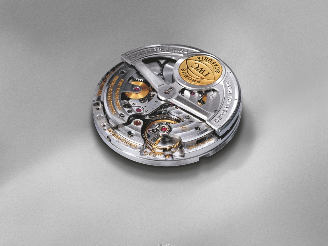 Механизм часов без корпуса