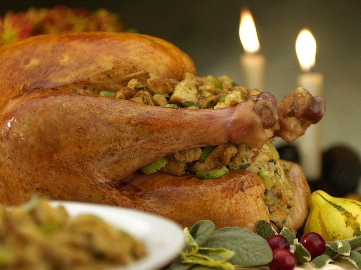 Запеченная фаршированная курица